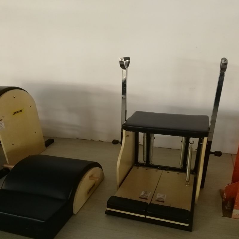 Gym-Equipment-Studio-Pilates-Equipment-Pilates-Reformers-Wooden-Pilates-Reformer-Yoga-Exercise-Body-Building-Pilates-Combo-Chair (1)